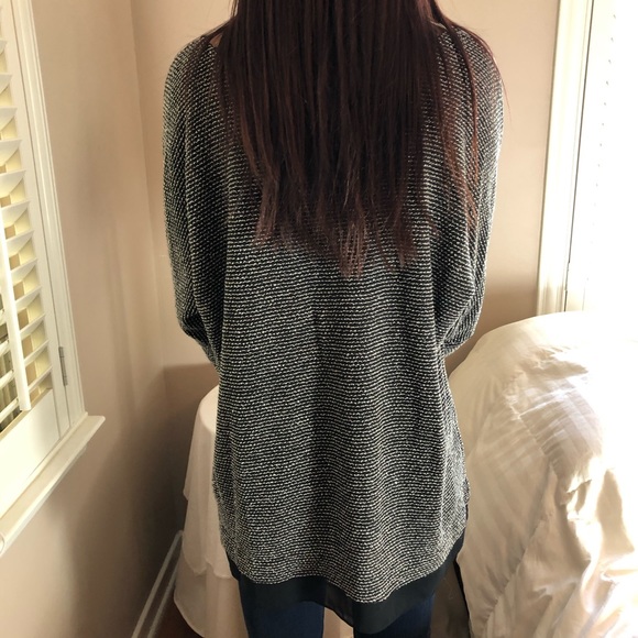 Solddd Outtt - Picture 3 of 3